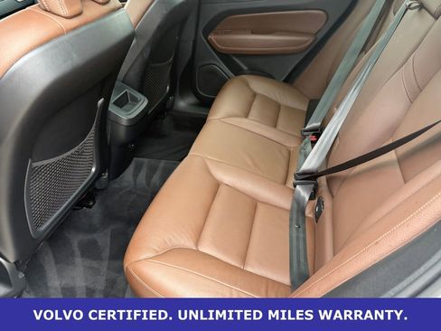 Certified 2023 Volvo XC60 B5 Plus w/ Protection Package Premier FWD image 32