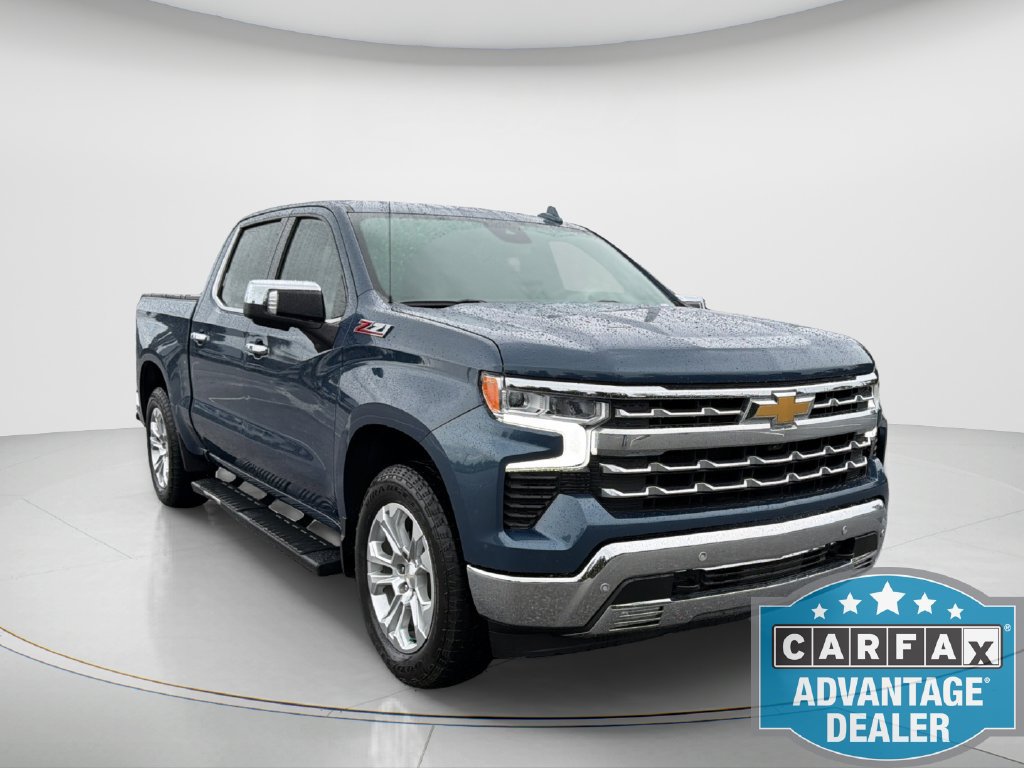 Used 2024 Chevrolet Silverado 1500 LTZ AWD/4WD image 3