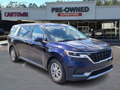 Used 2022 Kia Carnival LX FWD image 1