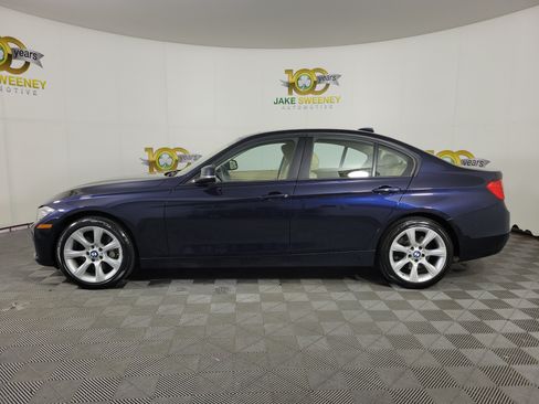Used 2014 BMW 335i xDrive Sedan AWD/4WD image 4