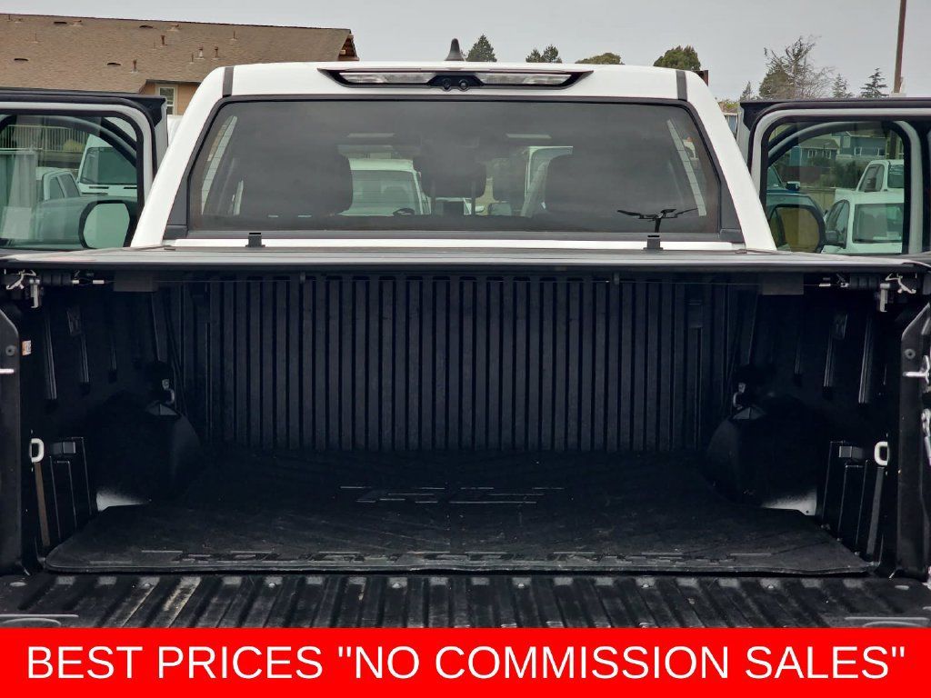 Used 2025 Toyota Tundra TRD Pro AWD/4WD image 12