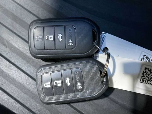 Used 2022 Honda Accord Sport image 20