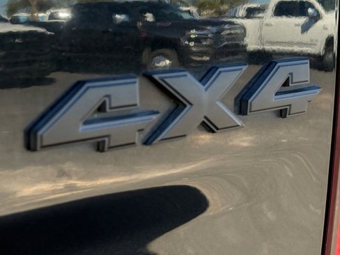 Used 2018 RAM 1500 Big Horn image 28