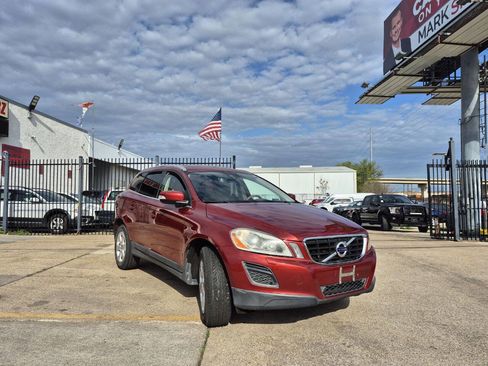 Used 2013 Volvo XC60 3.2 Premier Plus image 4
