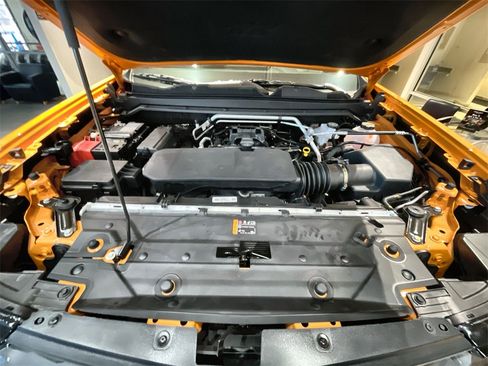 Used 2026 Chevrolet Colorado LT image 9