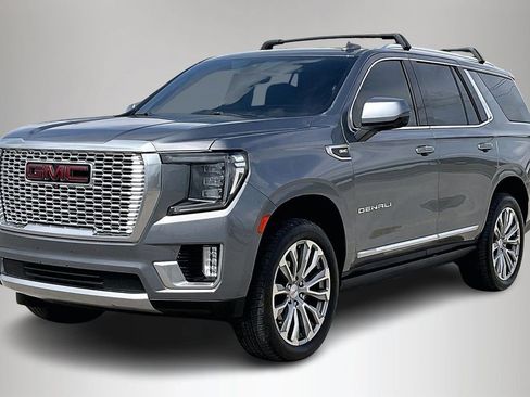 Used 2021 GMC Yukon Denali w/ Denali Ultimate Package image 2