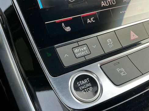 Used 2022 Audi Q7 3.0T Premium Plus w/ Premium Plus Package image 19