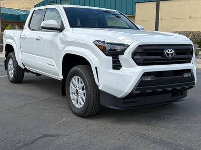 New 2026 Toyota Tacoma SR5