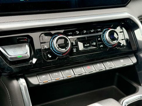 Certified 2022 GMC Sierra 1500 Denali AWD/4WD image 26