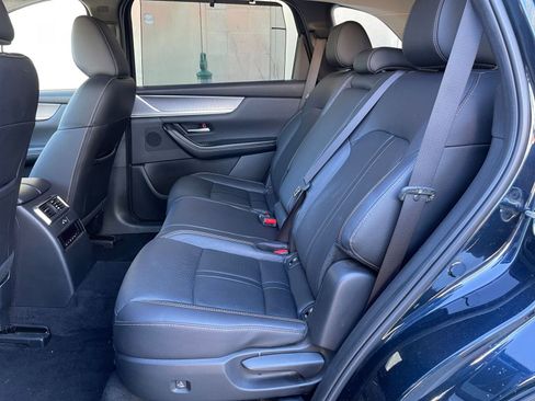 Used 2025 MAZDA CX-90 3.3 Turbo w/ Preferred Package image 27