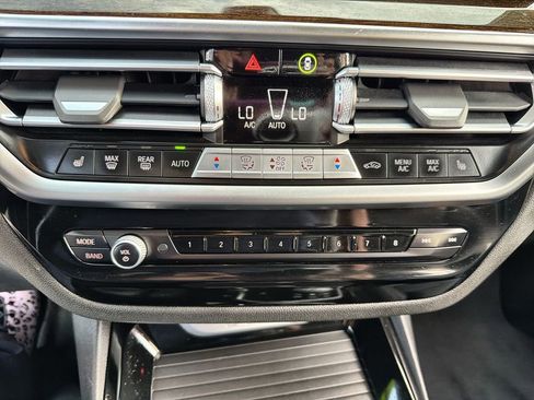 Used 2024 BMW X3 xDrive30i w/ Premium Essential Package image 17