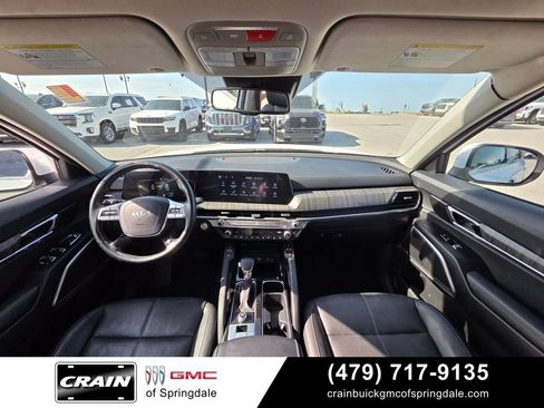 Used 2023 Kia Telluride EX w/ EX Captain's Chair Package FWD image 25
