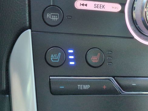 Used 2018 Ford Edge Titanium w/ Equipment Group 301A image 22