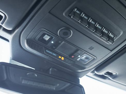 Used 2022 Ford Bronco Badlands image 54