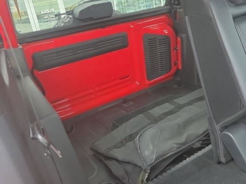 Used 2024 Ford Bronco Badlands image 32