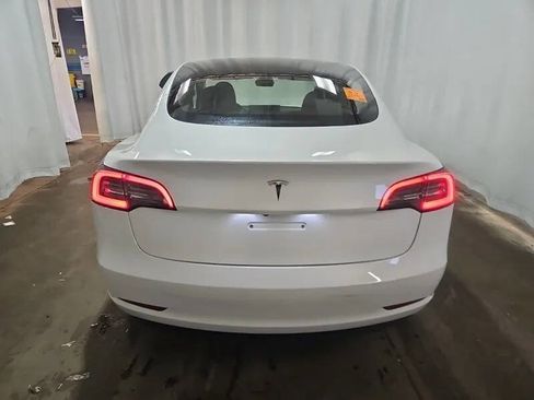 Used 2023 Tesla Model 3 Standard Range RWD image 5