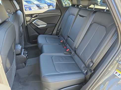 New 2025 Audi Q3 2.0T Premium image 14