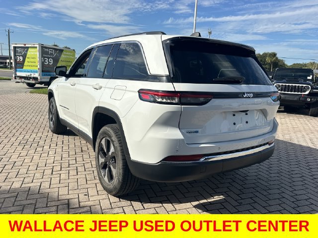 Used 2024 Jeep Grand Cherokee Limited 4xe AWD/4WD image 8