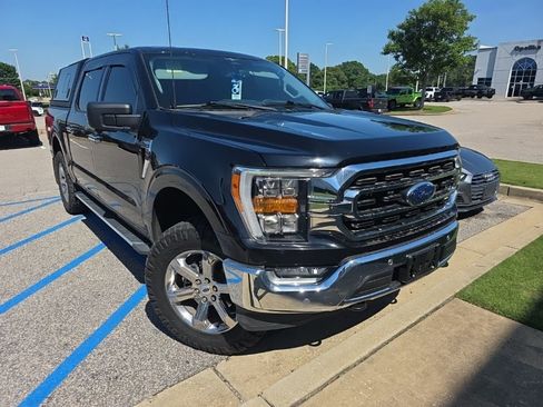 Used 2023 Ford F150 XLT w/ Equipment Group 302A High AWD/4WD image 8