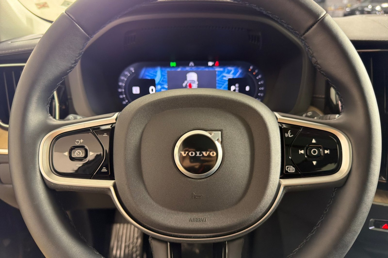 Used 2026 Volvo XC60 B5 Ultra AWD/4WD image 21