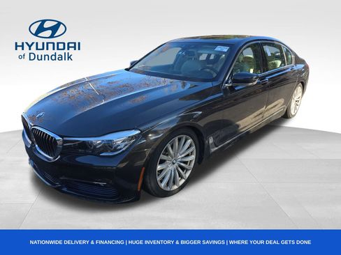 Used 2017 BMW 740i image 1