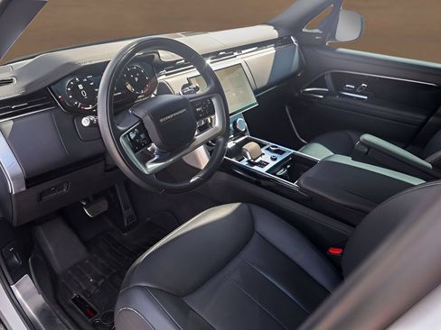 Used 2023 Land Rover Range Rover SE AWD/4WD image 11