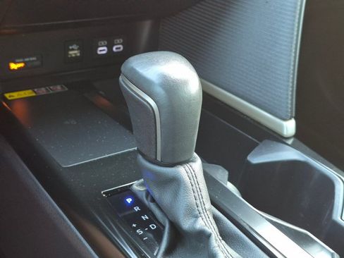 Certified 2025 Toyota Camry SE w/ Convenience Package FWD image 12