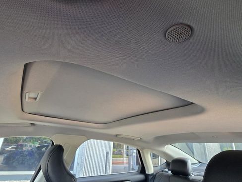 Used 2019 Ford Fusion Titanium FWD image 7