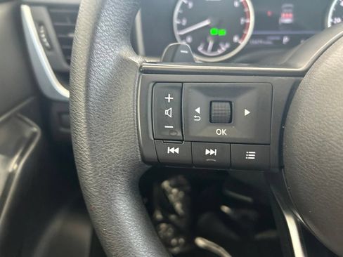 Used 2024 Nissan Rogue S FWD image 46