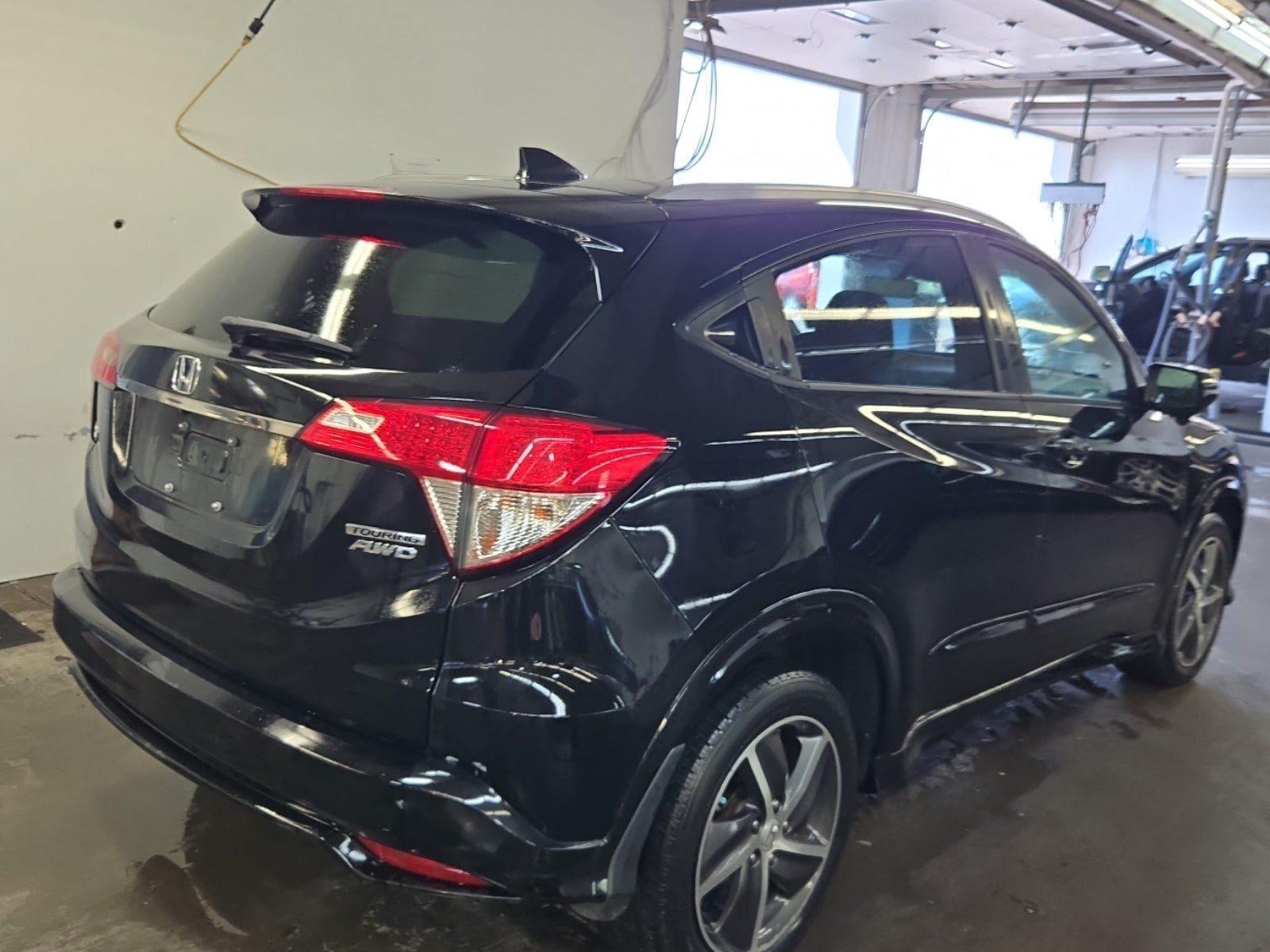 Used 2020 Honda HR-V Touring image 6