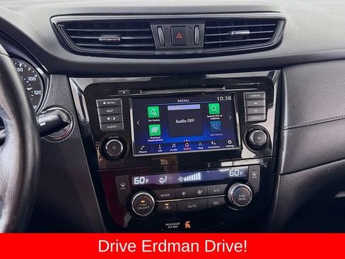 Used 2020 Nissan Rogue SV w/ Premium Package FWD image 20