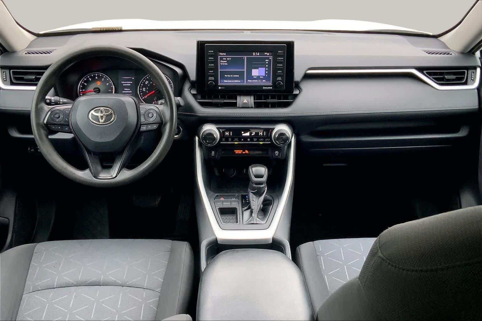 Used 2020 Toyota RAV4 XLE FWD image 15