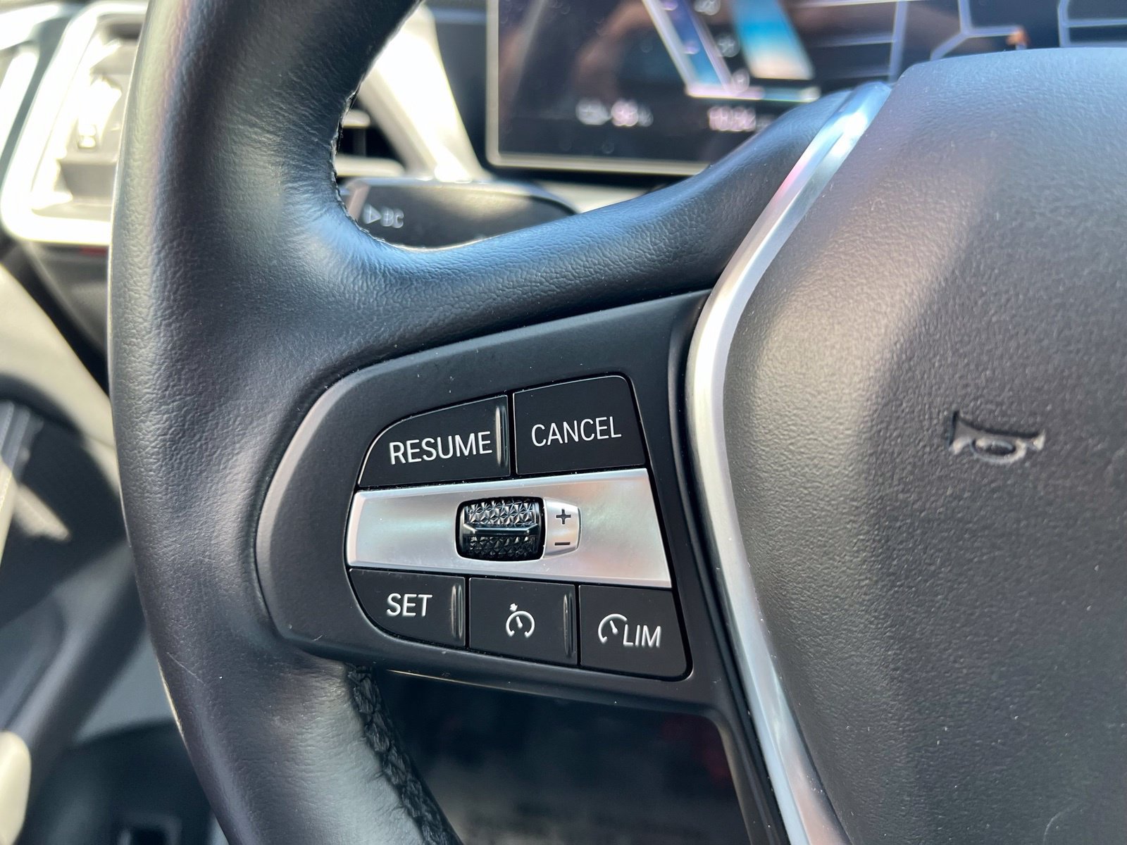 Used 2024 BMW i4 eDrive35 w/ Premium Package RWD image 40