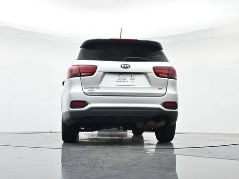 Used 2019 Kia Sorento L FWD image 39
