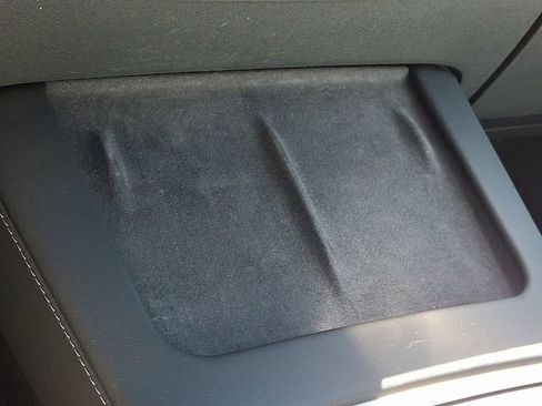 Used 2023 Tesla Model Y Long Range image 27