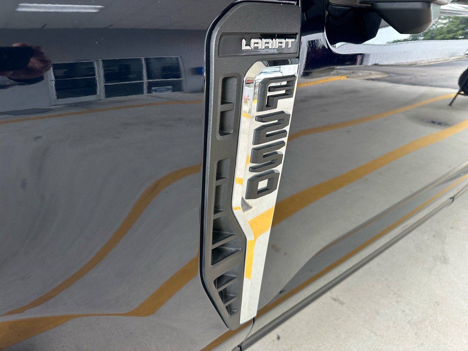 Certified 2024 Ford F250 Lariat w/ Lariat Ultimate Package AWD/4WD image 5