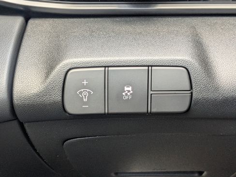 Used 2026 Hyundai Elantra SEL Sport FWD image 27