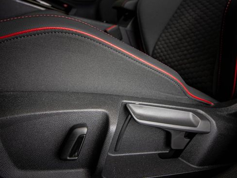 Used 2025 Volkswagen GTI SE FWD image 24