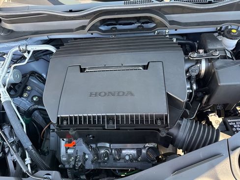Used 2025 Honda Pilot Black Edition image 33