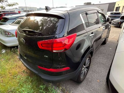 Used 2016 Kia Sportage EX w/ EX Premium Package FWD image 2