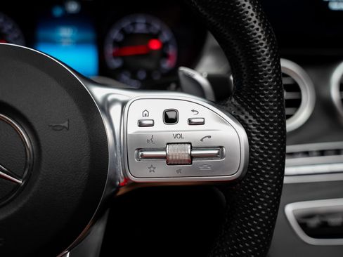 Used 2019 Mercedes-Benz C 63 AMG Cabriolet image 50