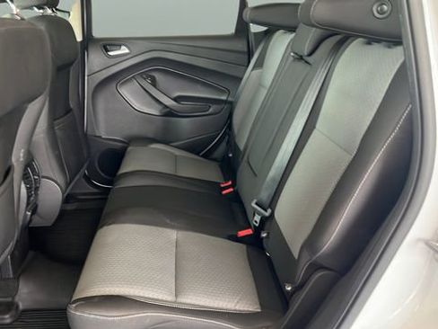 Used 2017 Ford Escape SE AWD/4WD image 14