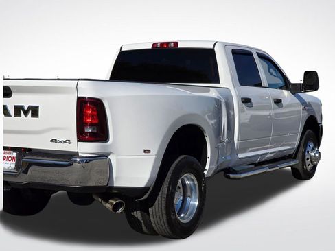 Used 2025 RAM 3500 Tradesman w/ Chrome Appearance Group image 49