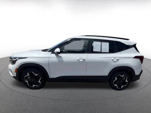 Used 2025 Kia Seltos S FWD image 8