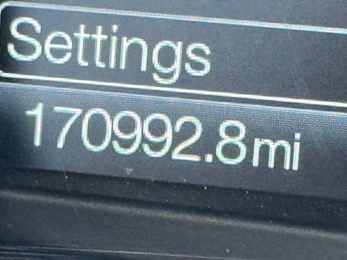 Used 2015 Ford Expedition Limited image 9