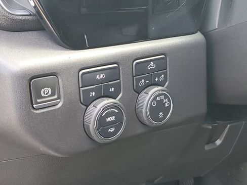 Certified 2023 Chevrolet Silverado 1500 LT w/ Protection Package AWD/4WD image 8