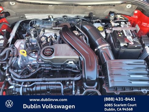 Used 2022 Volkswagen Taos SEL image 24