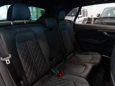 Used 2024 Audi SQ8 Premium Plus AWD/4WD image 24