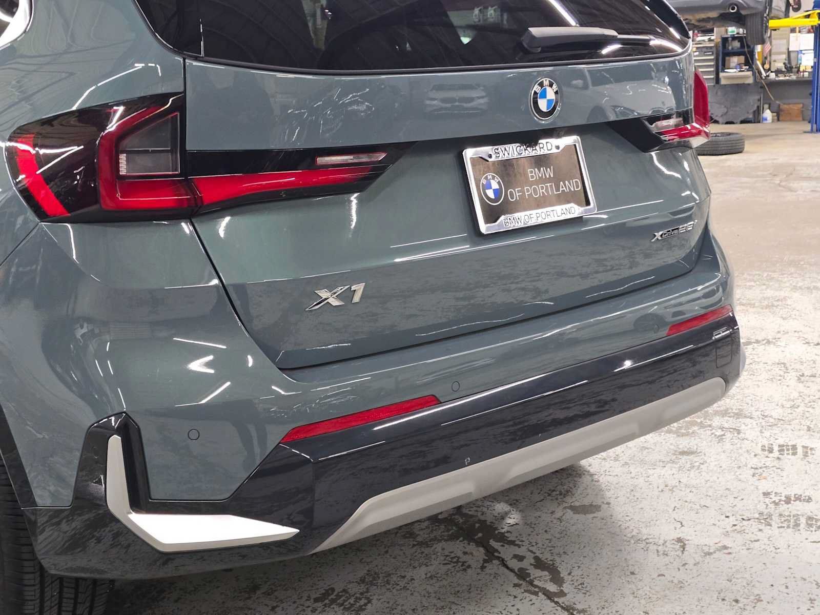 Used 2023 BMW X1 xDrive28i w/ Premium Package AWD/4WD image 13