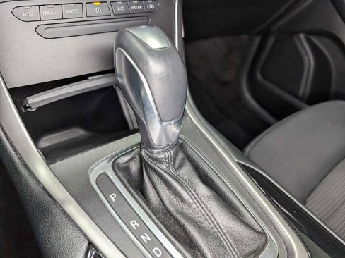 Used 2018 Ford Edge SEL AWD/4WD image 28